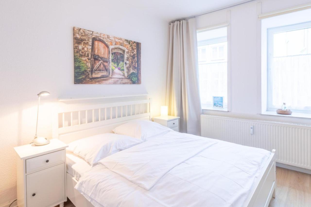 Apartmenthaus Toenning Strandmuschel Exterior foto